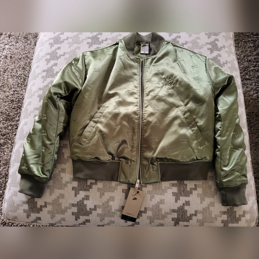 Nike Air NWT green bomber jacket, M size, loose fit, runs big
